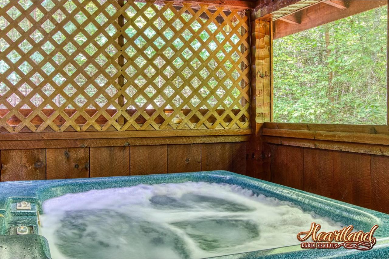 Cozy Mountain Hideaway Villa Gatlinburg Bagian luar foto